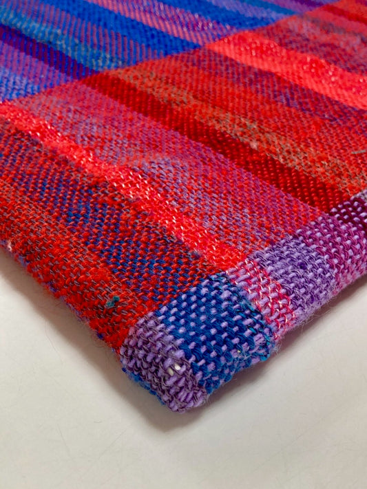 T.I.「Crimson & Cobalt」